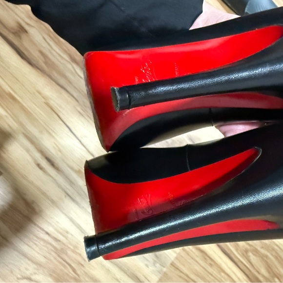 Authentic Louboutin Very Prive Heel - Picture 7 of 10